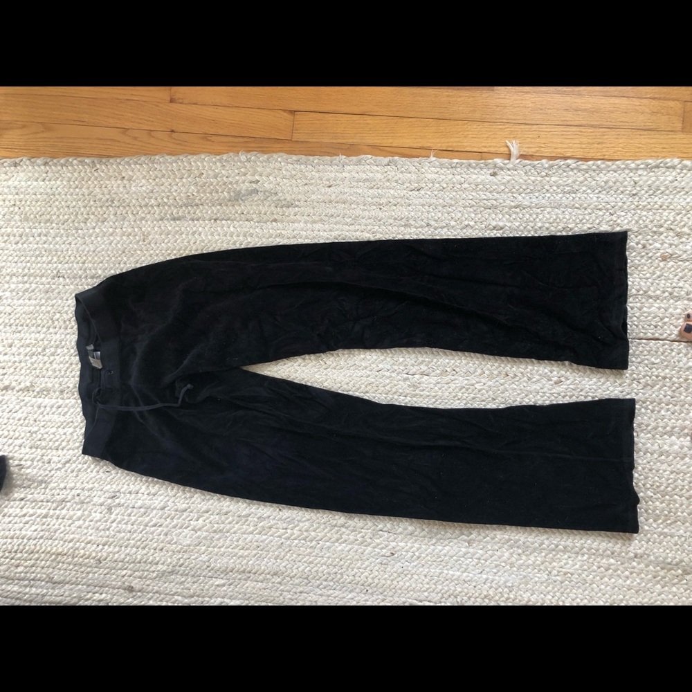 Juicy black velour pants size m